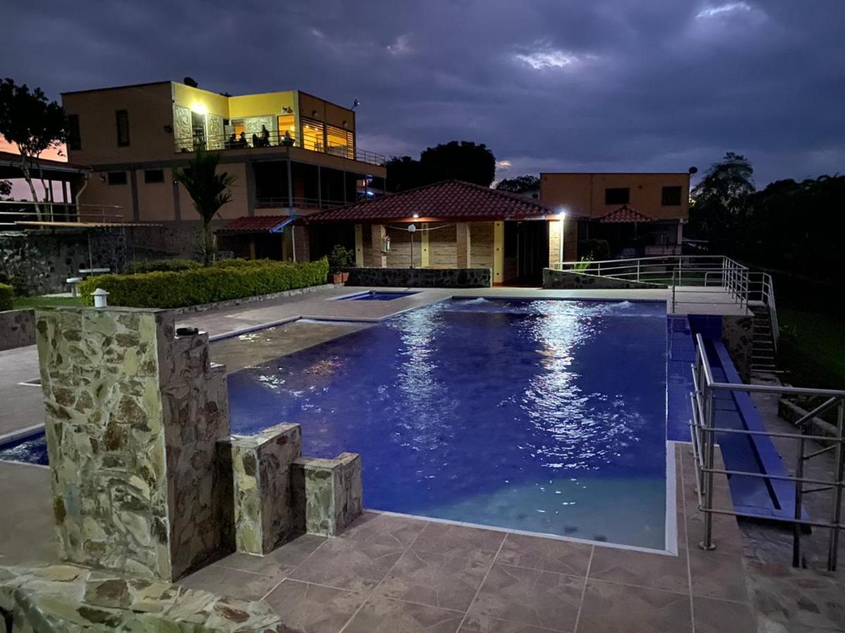 Hotel Campestre Los Mangos Quimbaya Εξωτερικό φωτογραφία